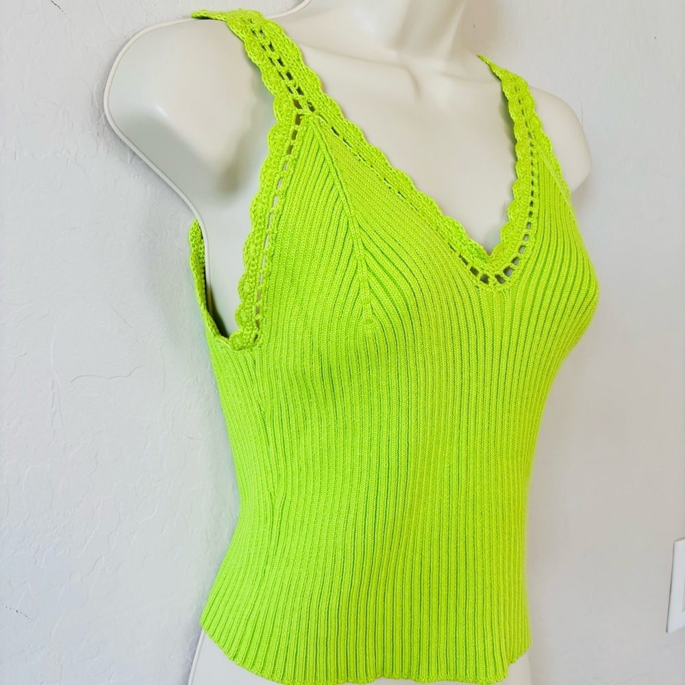 House of Harlow 1960 Neon Green Knit‎ Camisole - Picture 4 of 8